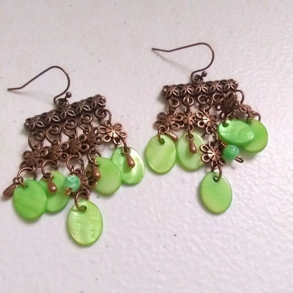 Intricate Boho Floral Chandelier Dangle Earrings! Shell & Copper Forest Magic - Picture 1 of 8